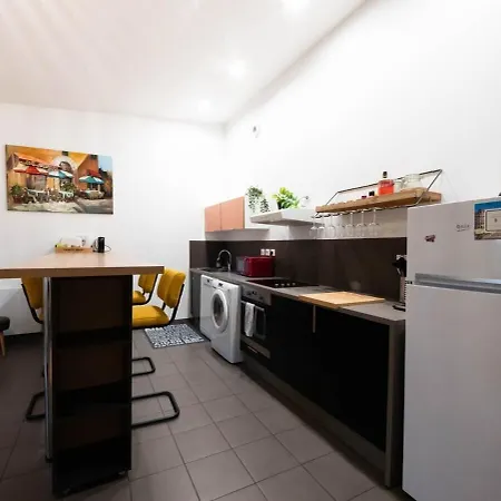 Le Gustave - Climatisation Et Coeur De *